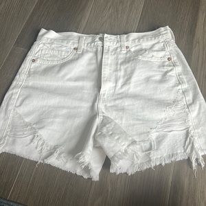 American eagle highest rise mom short (size 6 28 w)